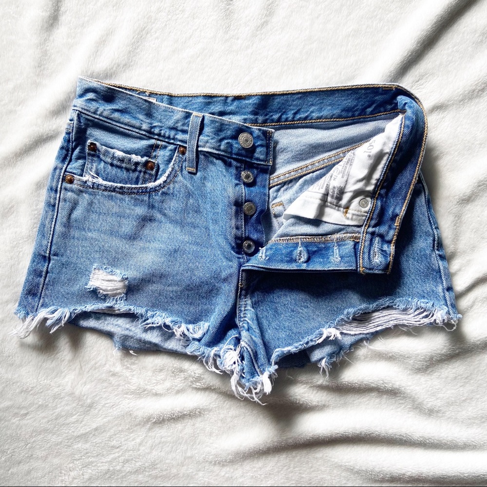 Levi’s | 501 Shorts | Size 26